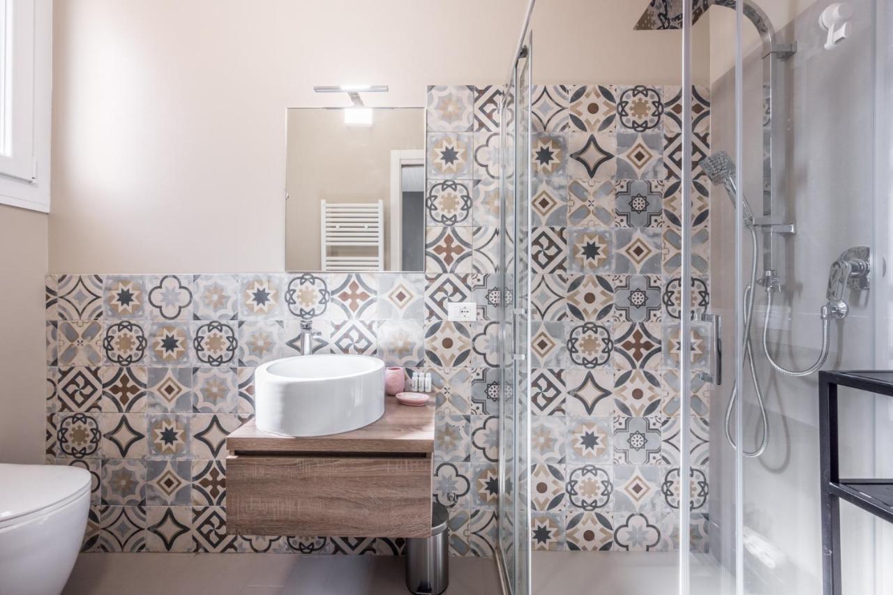 Suite 649 Mono Con Terrazzo Modena Exterior photo