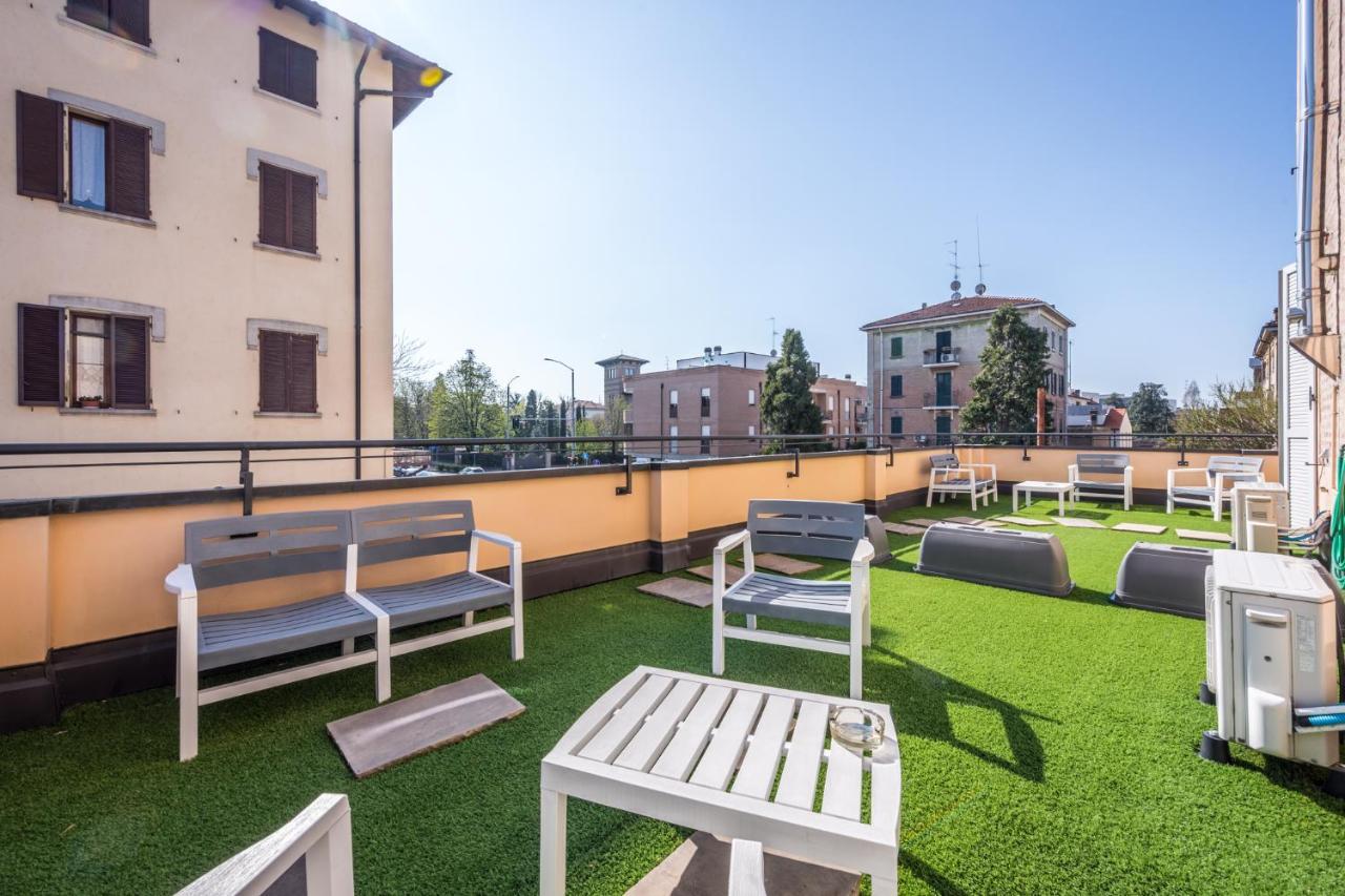 Suite 649 Mono Con Terrazzo Modena Exterior photo